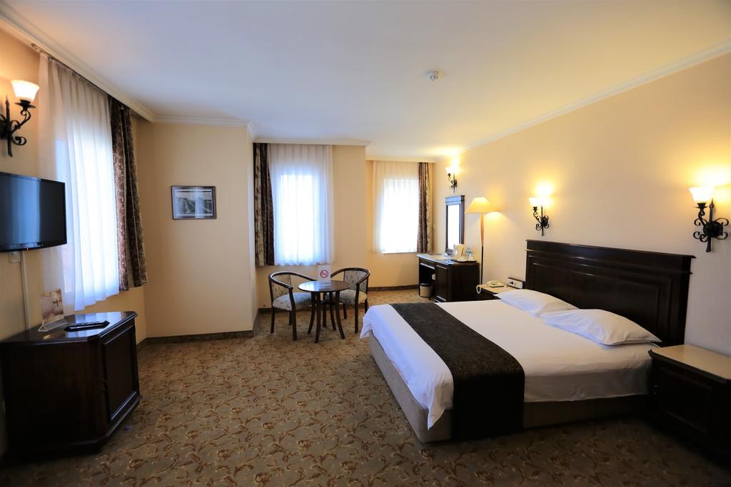 Montania Town Hotel Mudanya Bursa Ngoại thất bức ảnh